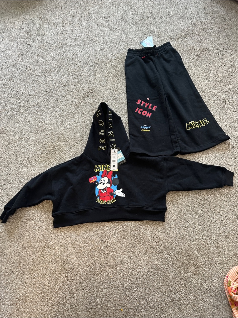 Macys Disney Black Minnie Mouse Cropped Hoodie & flare sweatpants size xs